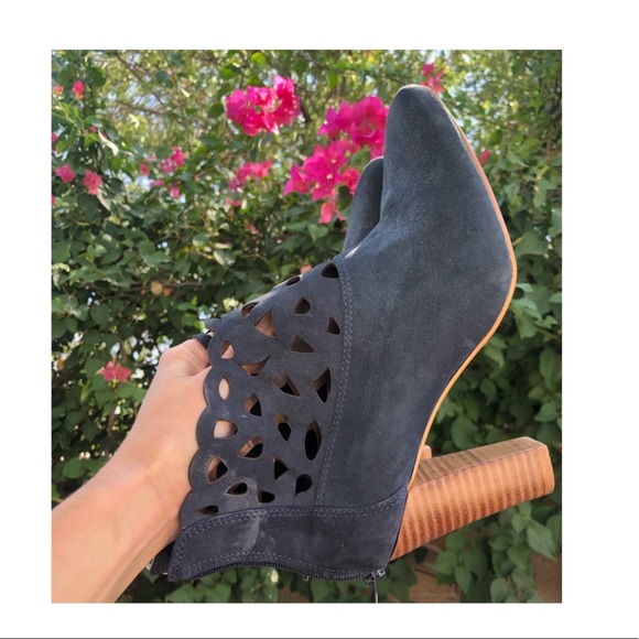 🌟Anthropologie Klub Nico Bea Lacy Booties - Picture 3 of 6